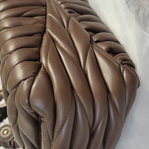 MIU MIU Matellase leather Large Satchel handbag - Picture 7 of 17